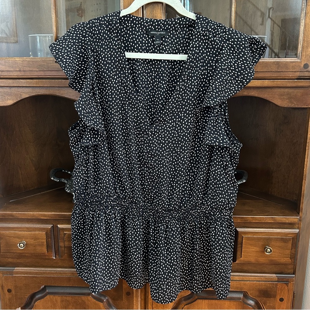NWOT Banana Republic Black and White Polka Dot Ruffled Waist-Defined Blouse